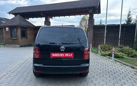 Volkswagen Touran III, 2008 год, 780 000 рублей, 7 фотография