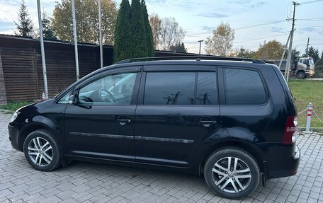 Volkswagen Touran III, 2008 год, 780 000 рублей, 10 фотография