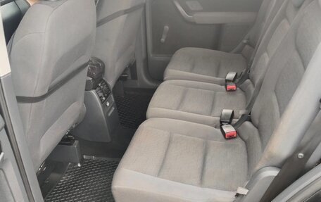 Volkswagen Touran III, 2008 год, 780 000 рублей, 20 фотография