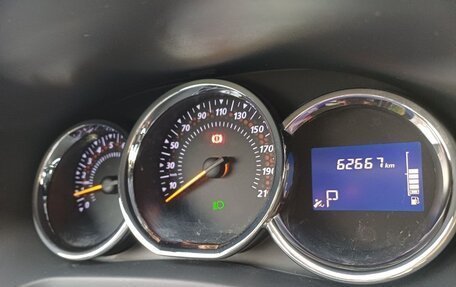 Renault Sandero II рестайлинг, 2016 год, 830 000 рублей, 8 фотография