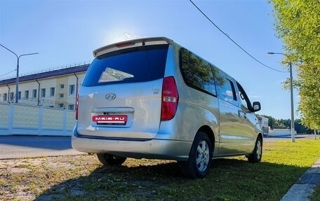 Hyundai Grand Starex Grand Starex I рестайлинг 2, 2008 год, 999 990 рублей, 13 фотография