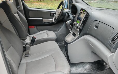 Hyundai Grand Starex Grand Starex I рестайлинг 2, 2008 год, 999 990 рублей, 19 фотография