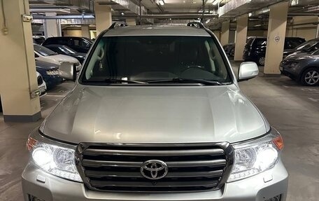 Toyota Land Cruiser 200, 2012 год, 4 000 000 рублей, 2 фотография
