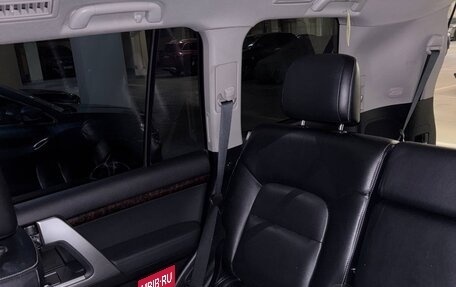 Toyota Land Cruiser 200, 2012 год, 4 000 000 рублей, 15 фотография