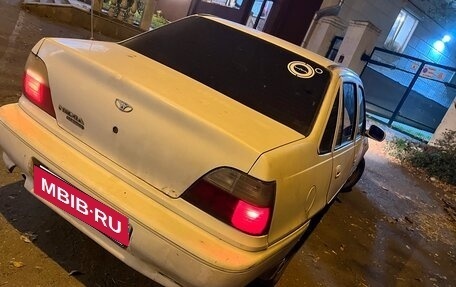 Daewoo Nexia I рестайлинг, 1997 год, 59 000 рублей, 2 фотография