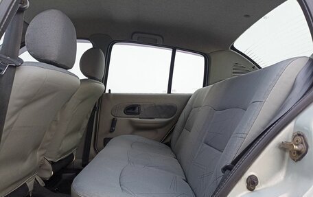 Renault Symbol I, 2002 год, 250 000 рублей, 11 фотография