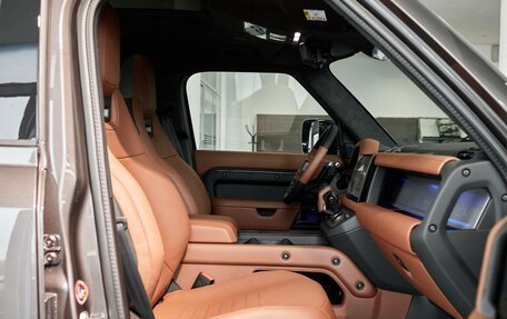 Land Rover Defender II, 2025 год, 26 900 000 рублей, 7 фотография