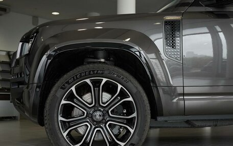 Land Rover Defender II, 2025 год, 26 900 000 рублей, 33 фотография