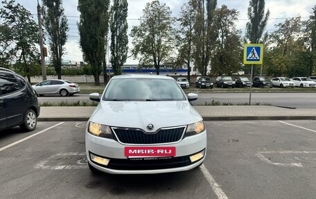 Skoda Rapid I, 2015 год, 840 000 рублей, 4 фотография