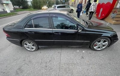 Mercedes-Benz C-Класс, 2004 год, 650 000 рублей, 1 фотография