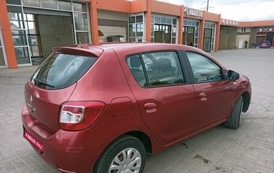 Renault Sandero II рестайлинг, 2014 год, 745 000 рублей, 1 фотография