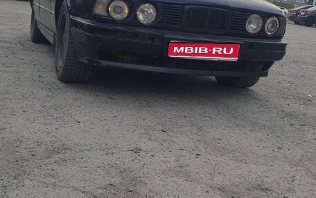 BMW 5 серия, 1993 год, 220 000 рублей, 1 фотография