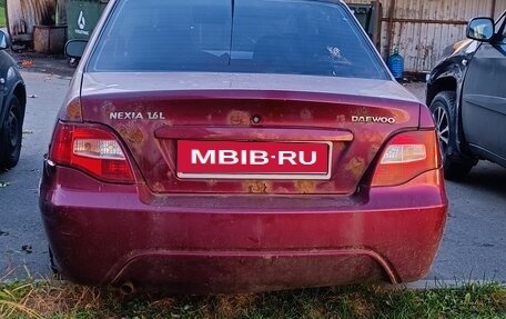Daewoo Nexia I рестайлинг, 2011 год, 80 000 рублей, 17 фотография