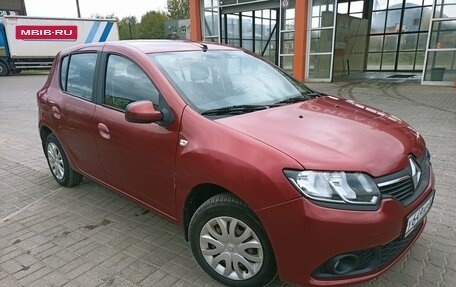 Renault Sandero II рестайлинг, 2014 год, 745 000 рублей, 3 фотография
