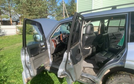 Mitsubishi Pajero III рестайлинг, 2003 год, 1 050 000 рублей, 20 фотография