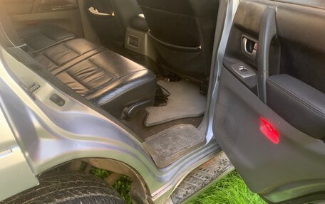 Mitsubishi Pajero III рестайлинг, 2003 год, 1 050 000 рублей, 15 фотография