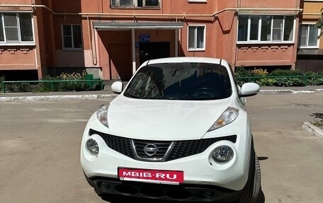 Nissan Juke II, 2013 год, 870 000 рублей, 8 фотография