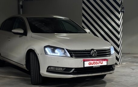 Volkswagen Passat B7, 2011 год, 1 000 000 рублей, 2 фотография