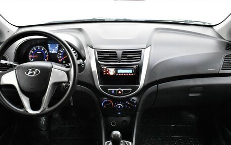 Hyundai Solaris II рестайлинг, 2013 год, 755 000 рублей, 5 фотография