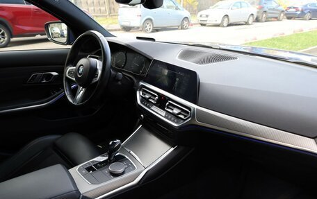 BMW 3 серия, 2021 год, 3 980 000 рублей, 13 фотография