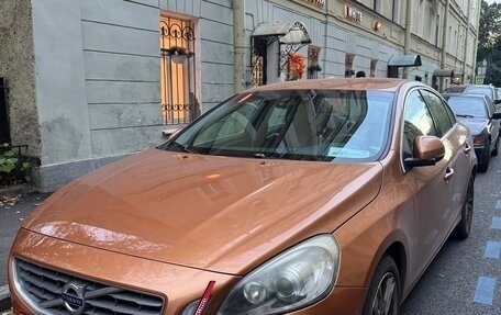 Volvo S60 III, 2012 год, 700 000 рублей, 2 фотография