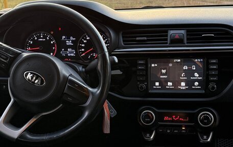 KIA Rio IV, 2018 год, 1 400 000 рублей, 9 фотография