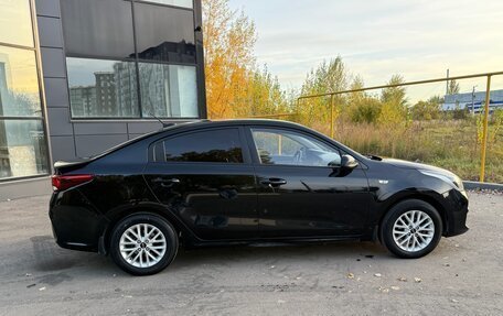 KIA Rio IV, 2018 год, 1 400 000 рублей, 6 фотография