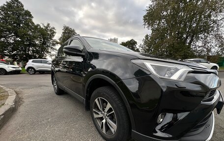Toyota RAV4, 2015 год, 2 100 000 рублей, 5 фотография