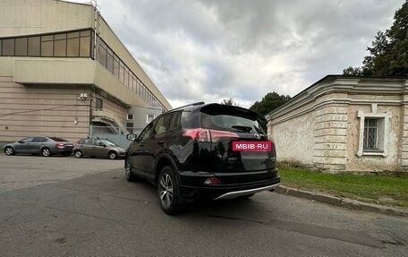 Toyota RAV4, 2015 год, 2 100 000 рублей, 10 фотография