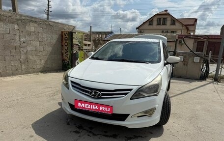 Hyundai Solaris II рестайлинг, 2016 год, 850 000 рублей, 3 фотография