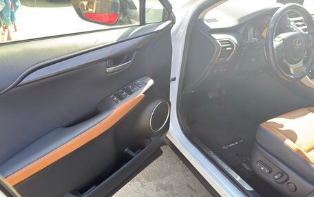 Lexus NX I, 2021 год, 2 780 000 рублей, 10 фотография