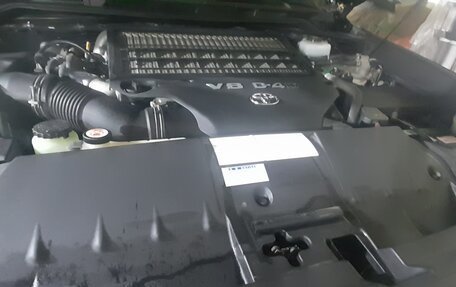 Toyota Land Cruiser 200, 2019 год, 6 990 000 рублей, 12 фотография