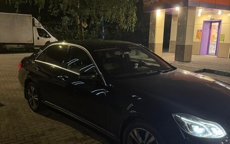 Mercedes-Benz E-Класс, 2013 год, 1 400 000 рублей, 8 фотография