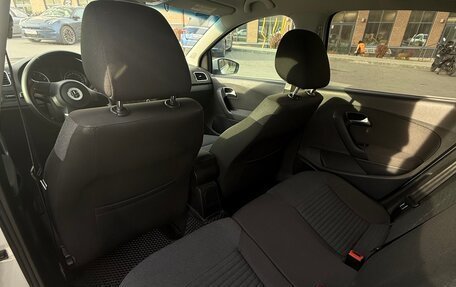 Volkswagen Polo VI (EU Market), 2010 год, 870 000 рублей, 9 фотография