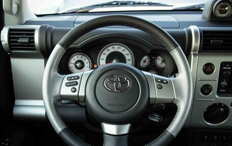 Toyota FJ Cruiser, 2022 год, 6 500 000 рублей, 8 фотография