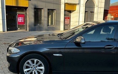 BMW 5 серия, 2010 год, 1 650 000 рублей, 2 фотография