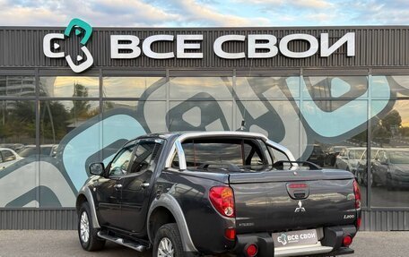 Mitsubishi L200 IV рестайлинг, 2012 год, 1 395 000 рублей, 3 фотография