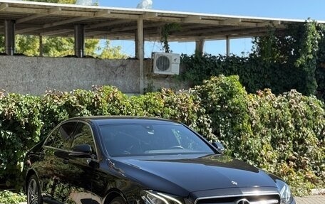 Mercedes-Benz E-Класс, 2019 год, 2 470 000 рублей, 4 фотография