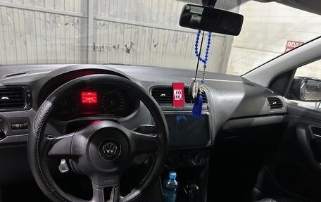 Volkswagen Polo VI (EU Market), 2011 год, 820 000 рублей, 10 фотография