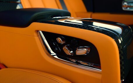 Rolls-Royce Cullinan, 2025 год, 83 475 000 рублей, 17 фотография