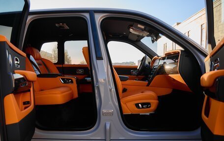 Rolls-Royce Cullinan, 2025 год, 83 475 000 рублей, 30 фотография