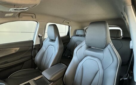 Chery Tiggo 4 I рестайлинг, 2025 год, 2 099 000 рублей, 9 фотография