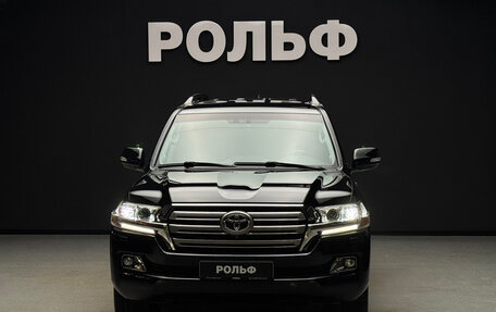 Toyota Land Cruiser 200, 2018 год, 6 800 000 рублей, 2 фотография