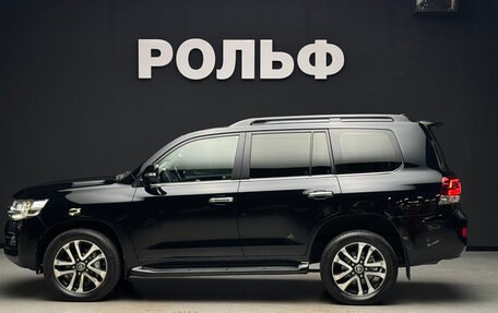 Toyota Land Cruiser 200, 2018 год, 6 800 000 рублей, 5 фотография