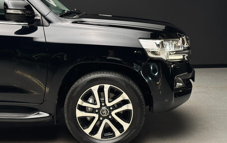 Toyota Land Cruiser 200, 2018 год, 6 800 000 рублей, 7 фотография