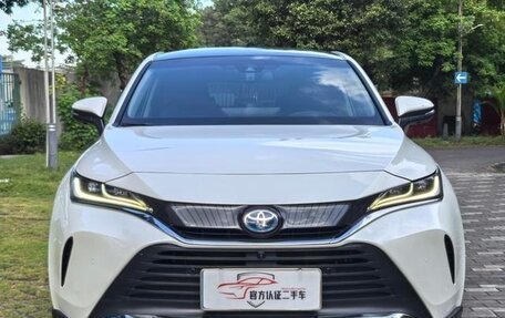 Toyota Harrier, 2022 год, 3 711 469 рублей, 2 фотография