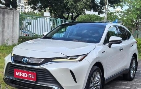 Toyota Harrier, 2022 год, 3 711 469 рублей, 4 фотография