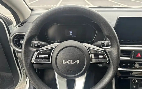 KIA K3, 2022 год, 1 540 000 рублей, 10 фотография