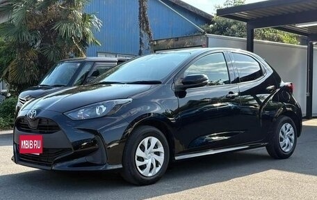 Toyota Yaris, 2022 год, 966 222 рублей, 1 фотография