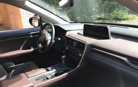 Lexus RX IV рестайлинг, 2018 год, 4 699 000 рублей, 3 фотография